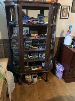 Antique Oak Curio Cabinet 