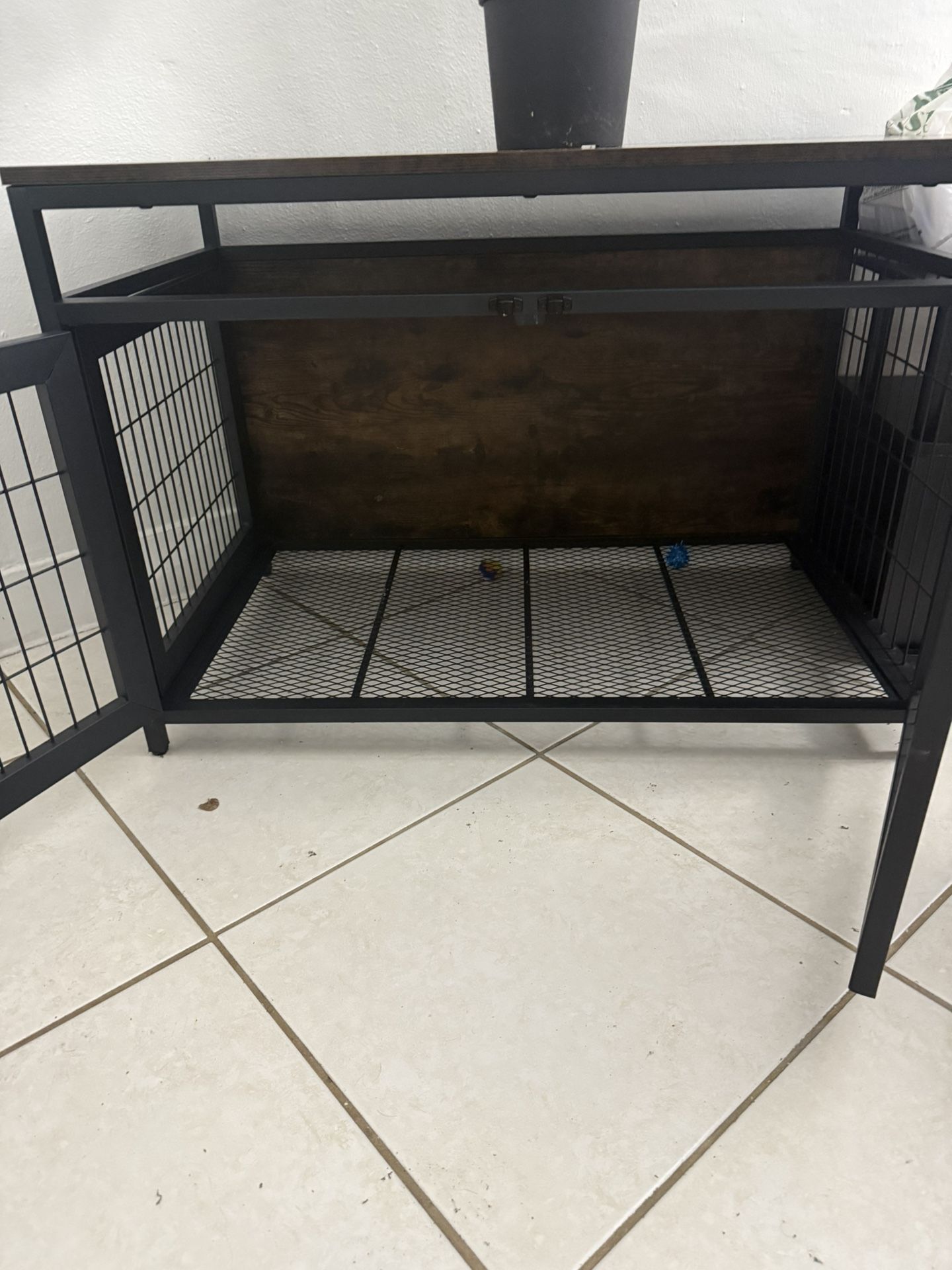 Coffee Table/dogcage