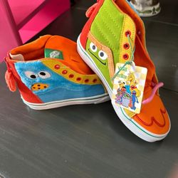 Vans SK8 Hi Zip Sesame Street 4.4 - youth size 3