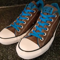 Converse mens 9 Good Condition 