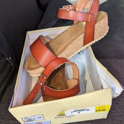 9 Pairs Of Girl Shoes