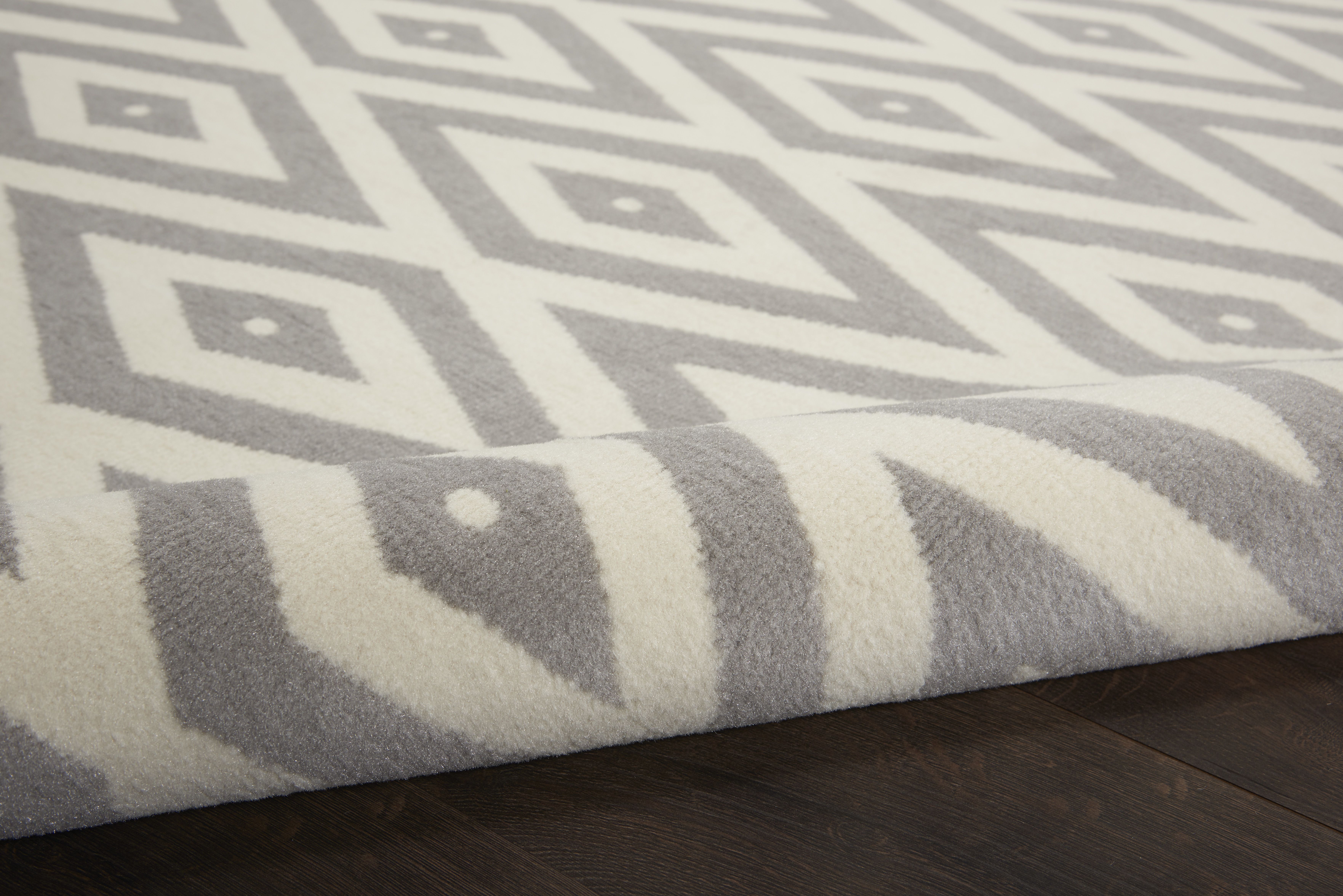 Nourison Grafix Rectangle 6'X9' White And Grey Area Rug 099446719553