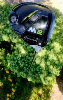 Taylormade⛳️M2 Men's Driver🔥10.5 Degree's With Graphite Fujikura Reg.flex Shaft... 🌟