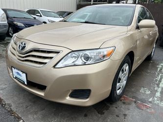 2010 Toyota Camry LE