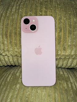 iPhone 15 PINK