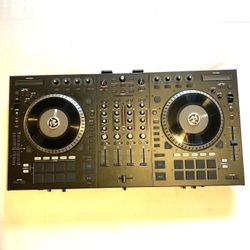 Numark NS7iii dj Turntable Controller Excellent Condition
