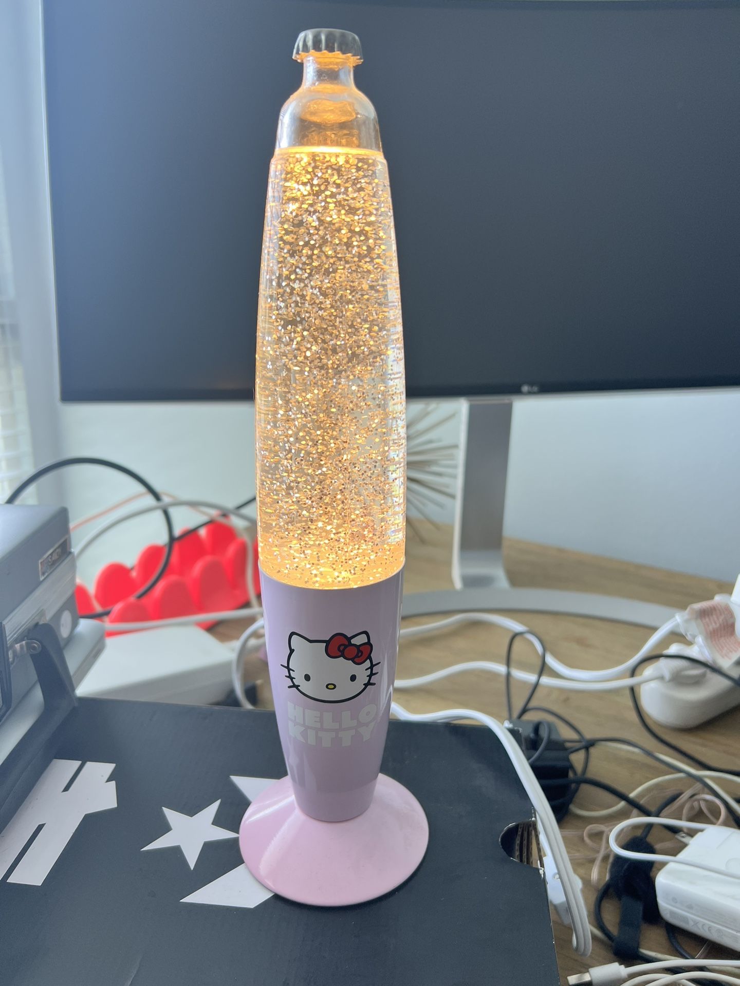 Hello kitty lava lamp deals