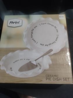 Ceramic pie dish set