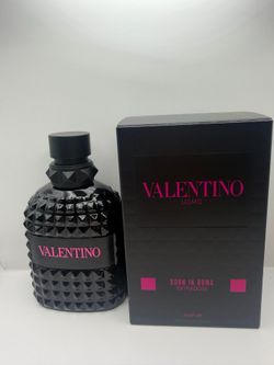 Valentino born in Roma extradose