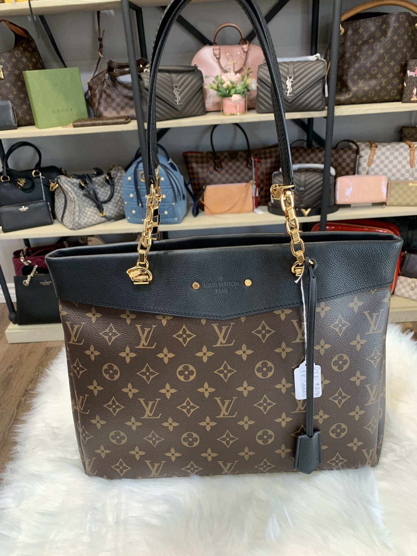 Louis Vuitton Monogram Pallas Shopper Dune