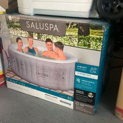 Saluspa Cancun Inflatible Hot Tub