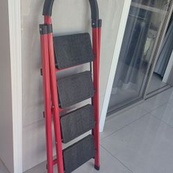 Four-step V-shaped ladder, household folding ladder