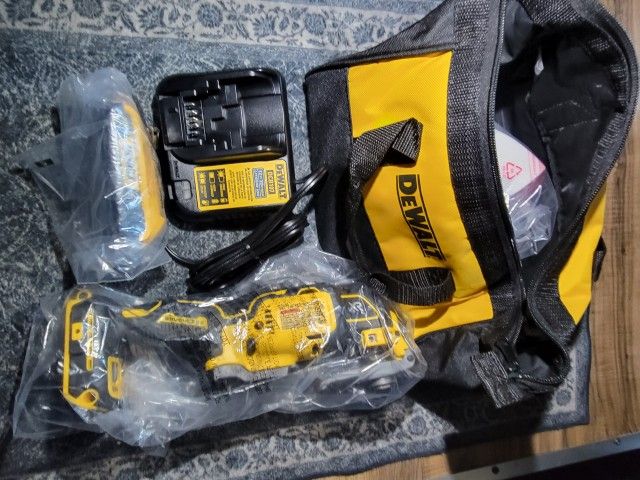 DeWalt Multitools