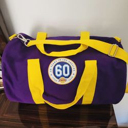 LOS ANGELES LAKERS 2020 DUFFEL BAG 60 YEARS IN LOS ANGELES LIMITED EDITION NEW