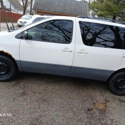 1999 Toyota Sienna