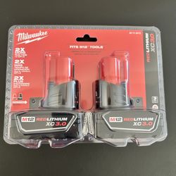 NEW Milwaukee 3.0Ah Battery Set (12-Volt) 