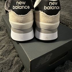 Brand new new balance, women, tennis shoes, size 8
