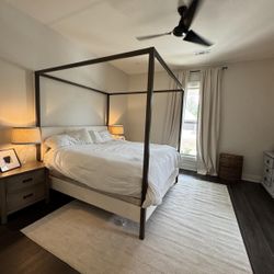 Full Size Canopy Bed Frame With Four Post Metal Frame