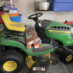 Lawn Mower John Deere 