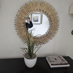 Prescott ROUND MIRROR ANITQUED GOLD