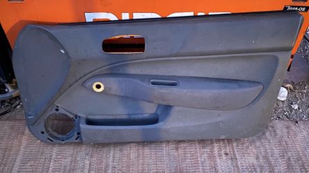 1997 Honda civic door panel (passenger )