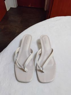 Ladies Size 8.5 like New