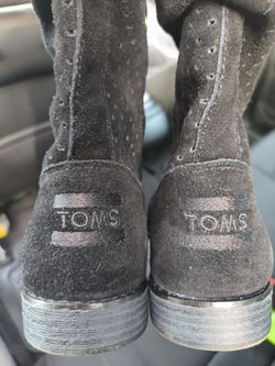 Toms Black Suede Boots. Size 6