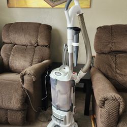 shark vacuum cleaner 