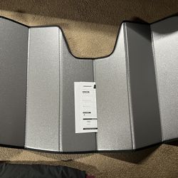 Covercraft BMW Windshield Cover X5 X7 