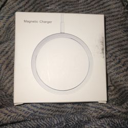 Magnetic Charger 