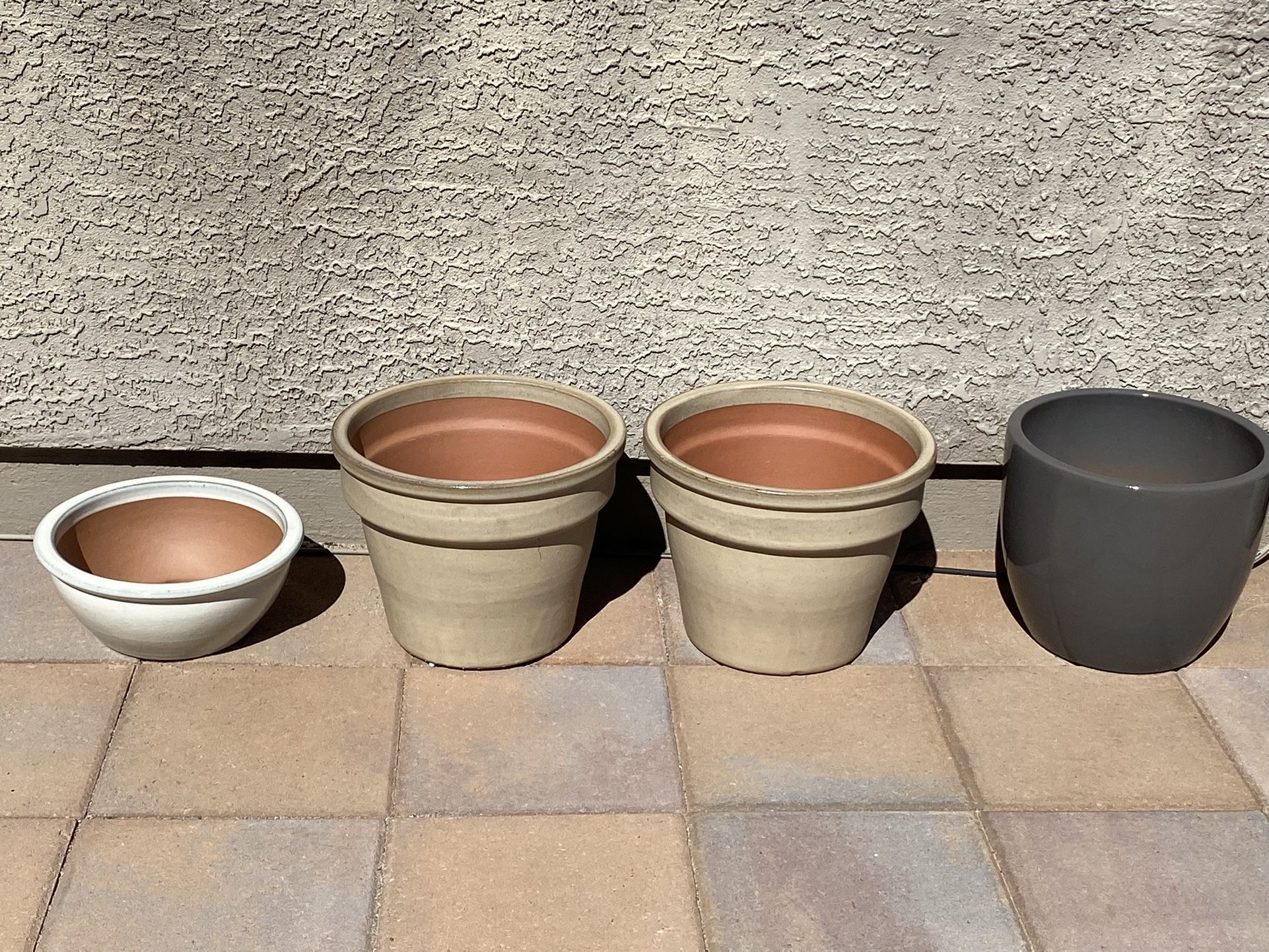 Set of 2 New Ceramic Pottery Planters Plant Pots Glossy Beige Tan Finish