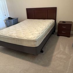 Queen Bedroom Set 