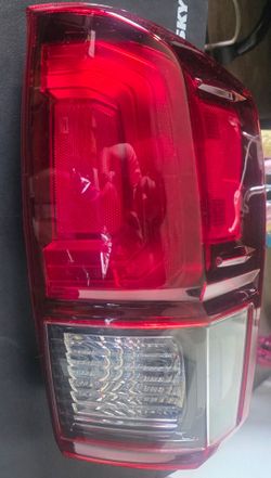 New!! Toyota Tacoma Tail Light (Passenger) 3rd Gen 2016-2023