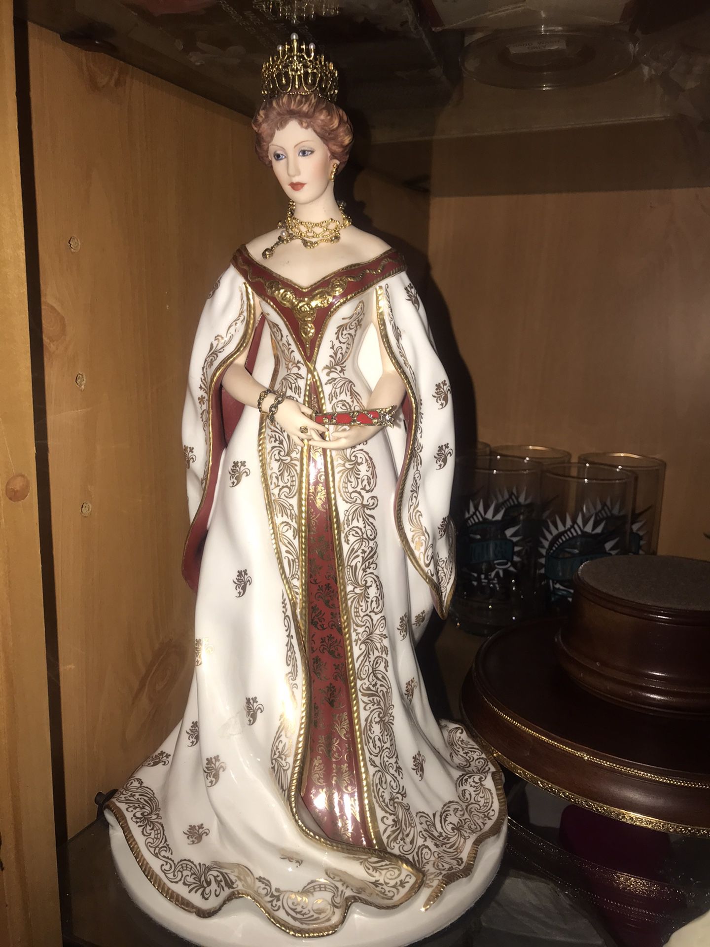 Empress Alexandra 1989 Franklin Mint The House of Faberge 24kt gold Collectible Fine Hand Painted Sculpture Porcelain $150 firm