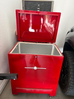 Old school party cooler