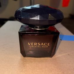 Women’s Versace Crystal Noir Perfume 