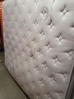 Cal king Size Mattress