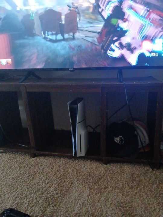 Disc Drive Ps5 w/2 Controllers And Games