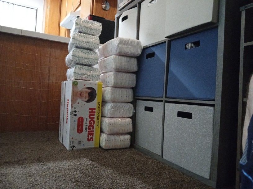 462 Huggies Size 6.  88 Parents Choice Size 6 