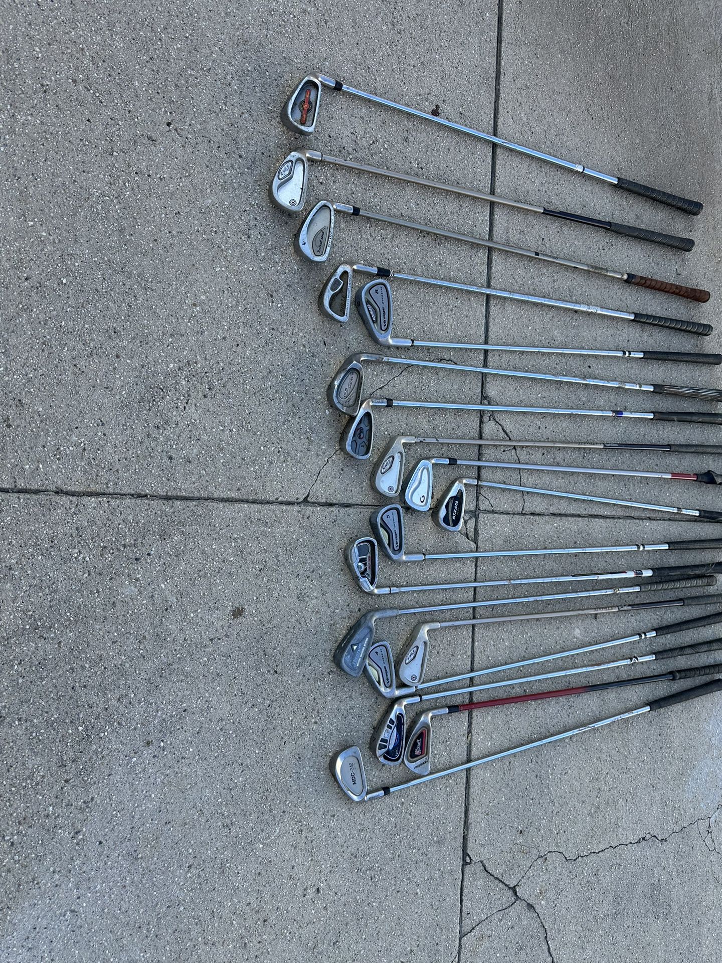 22 Golf Clubs In Good Condition All For 59.00