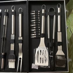 Lexmark Grill set with case