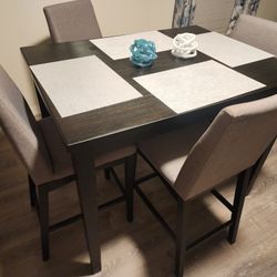 Dining Room Table And Chairs