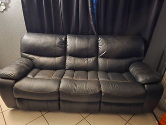 Sofa love seat recliners