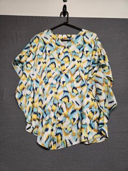 Chico's Abstract Print Short Sleeve Blouse Size 0 US 4