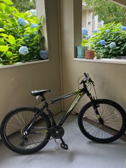 Mongoose Mech Mountain Bike