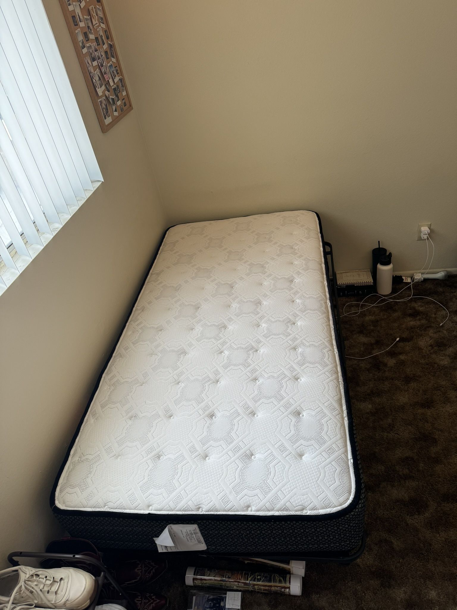 Twin mattress + bed frame