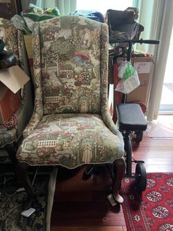 Sale Two Chairs For $60 Good Conditions