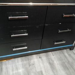 Entire Bedroom Set /Price Can Be Negotiable 