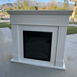 Electric Heater & Simulated Fireplace Mantel