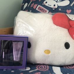 Hello Kitty & Victoria Secret